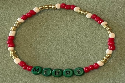 Hand-Crafted Beaded Winter Stretch Bracelet: Word "Merry"